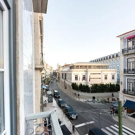 Bica Contemporary Historic 2 Bedroom 아파트 *