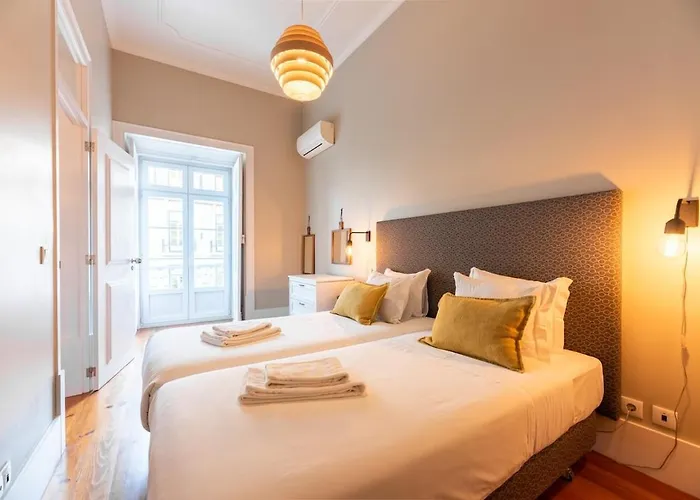 Bica Contemporary Historic 2 Bedroom Lisboa