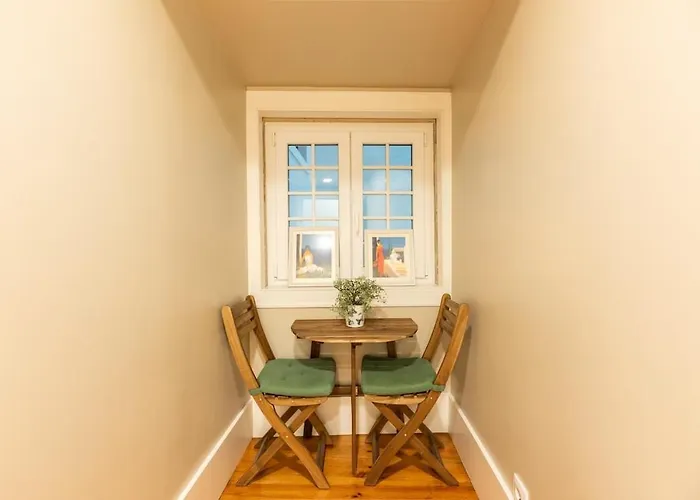 Bica Contemporary Historic 2 Bedroom Lisboa