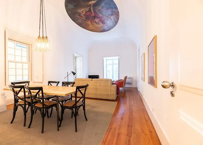 Bica Contemporary Historic 2 Bedroom * Lisboa