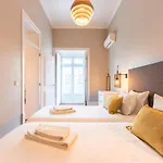 Apartment Bica Contemporary Historic 2 Bedroom *