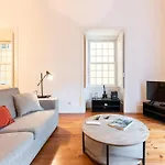 Apartament Bica Contemporary Historic 2 Bedroom